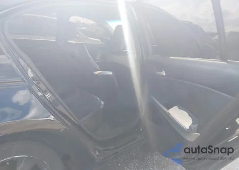 2010 Honda Accord 2.4 Ex-L z USA, uszkodzony, nr VIN 1HGCP2F84AA111438